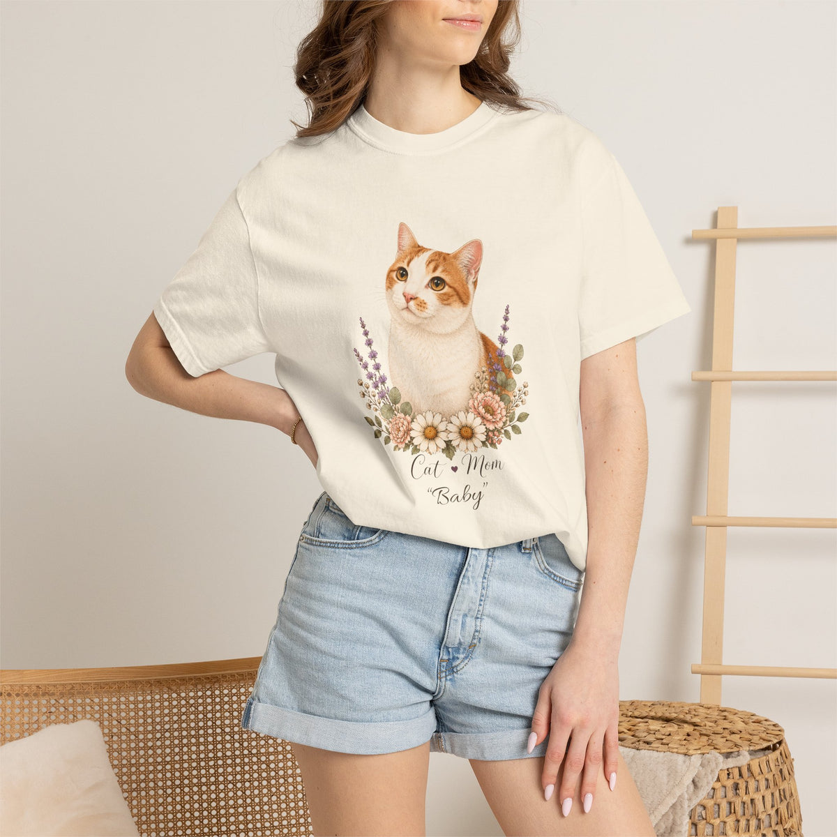 Personalized Tabby Cat Mom Comfort Colors® T-Shirt