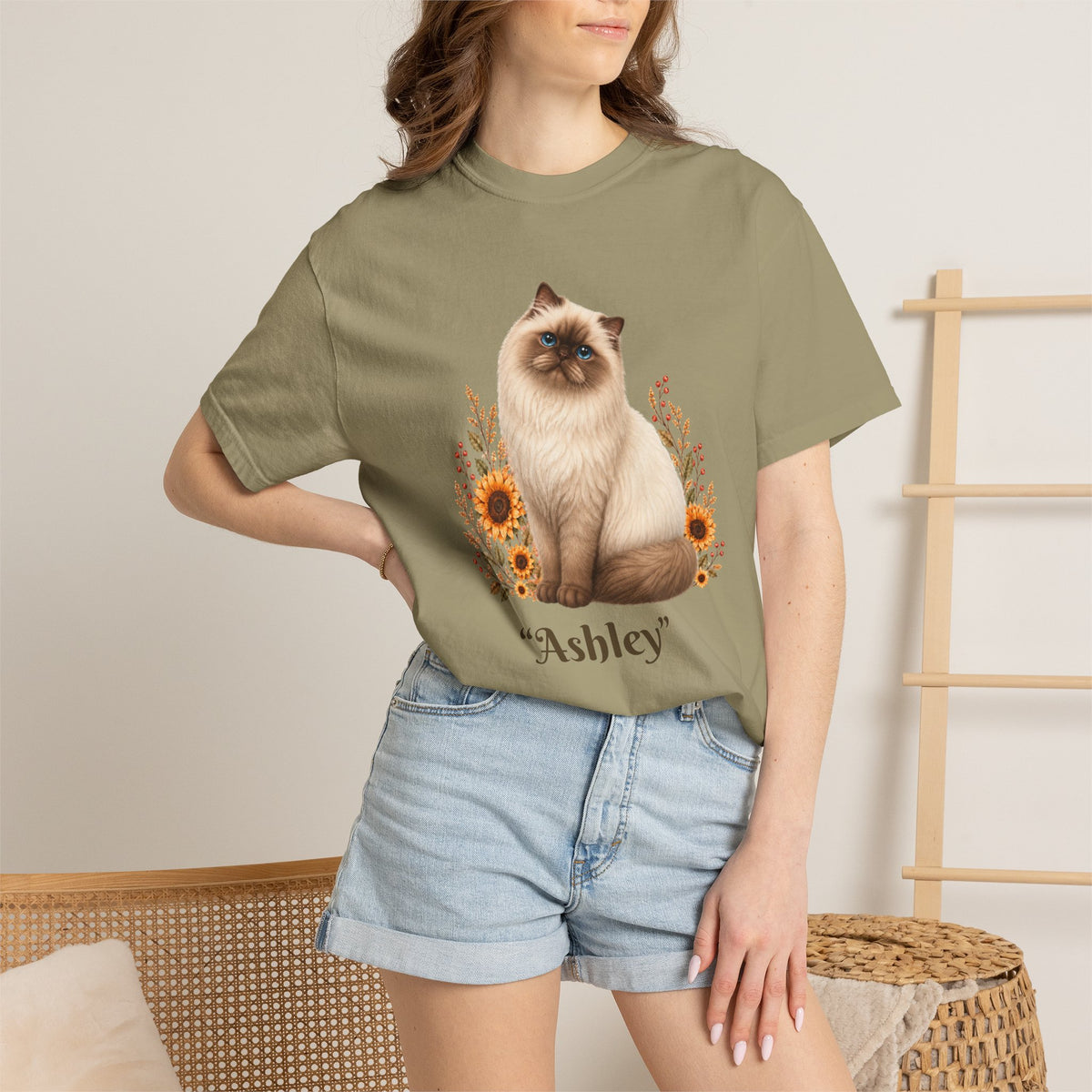 Personalized Chocolate Point Himalayen Cat Sunflower Comfort Colors® T-Shirt