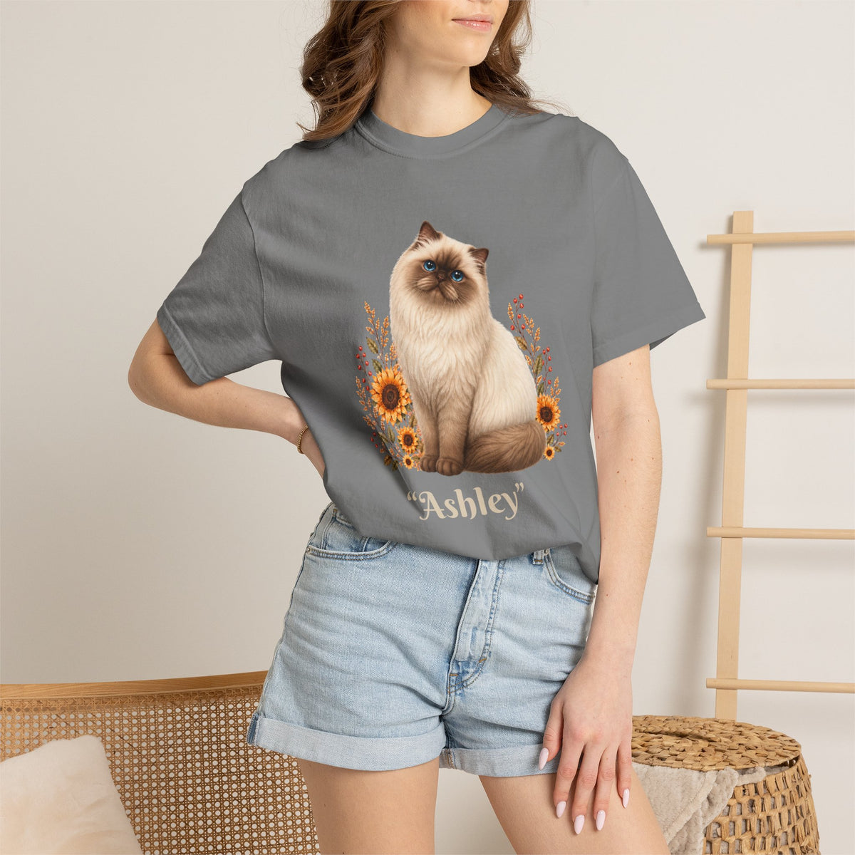Personalized Chocolate Point Himalayen Cat Sunflower Comfort Colors® T-Shirt