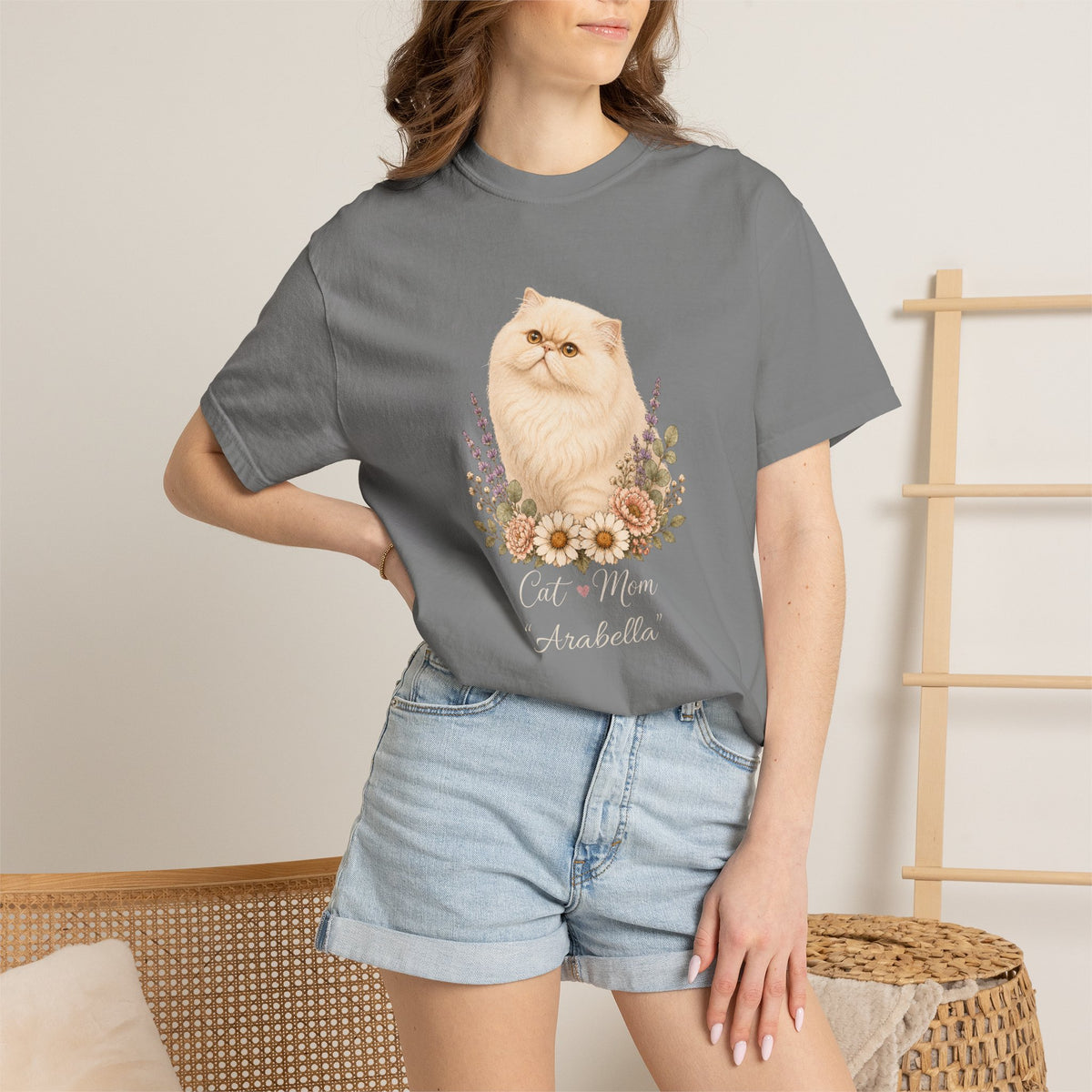 Personalized Cream Persian Cat Mom Comfort Colors® T-Shirt