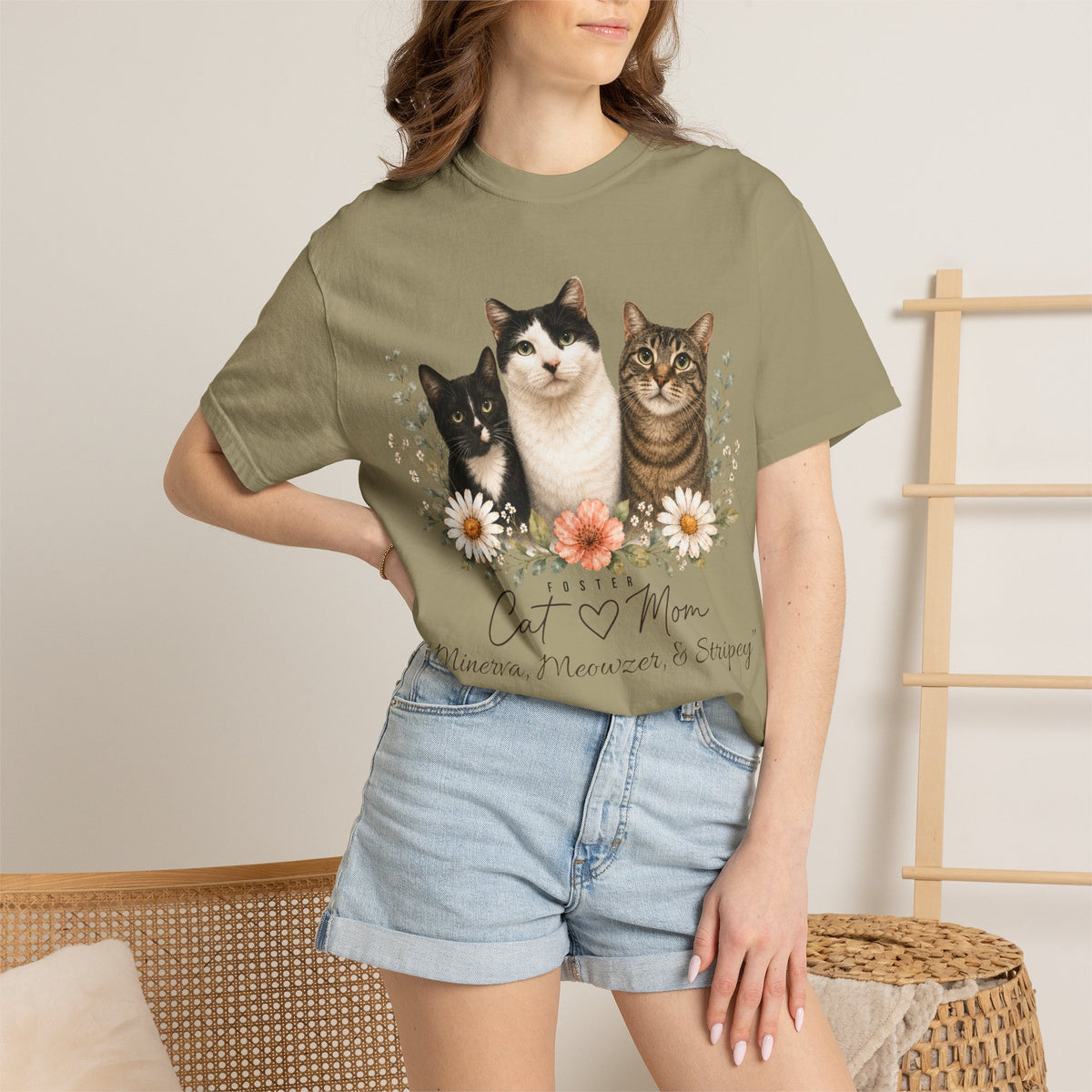 Personalized Foster Cat Mom Comfort Colors® T-Shirt