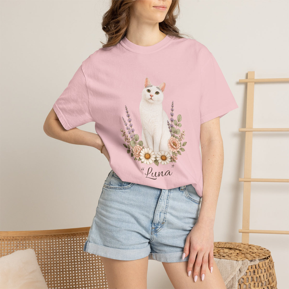 Personalized White Cat Cat Mom Comfort Colors® T-Shirt