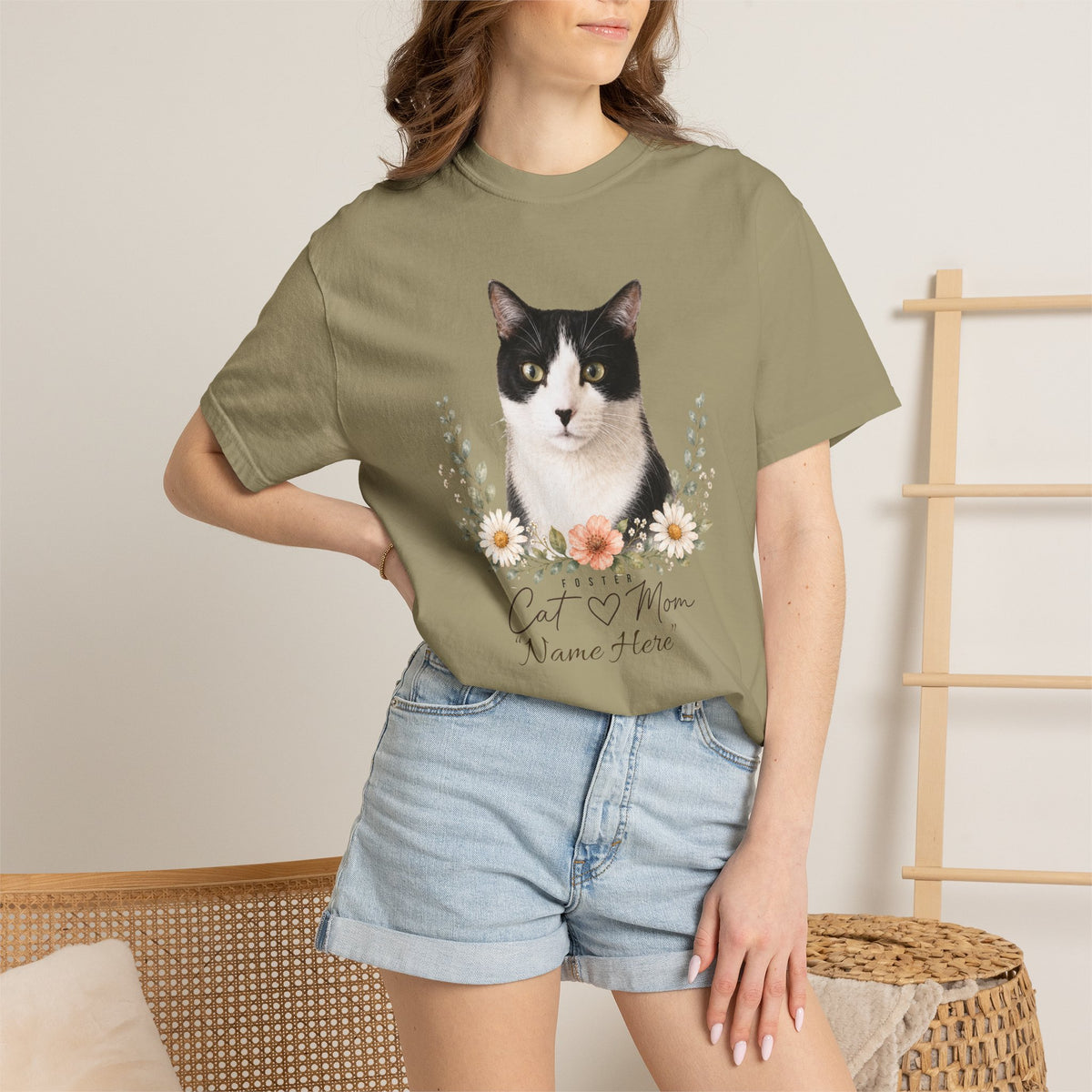 Personalized Foster Cat Mom Comfort Colors® T-Shirt